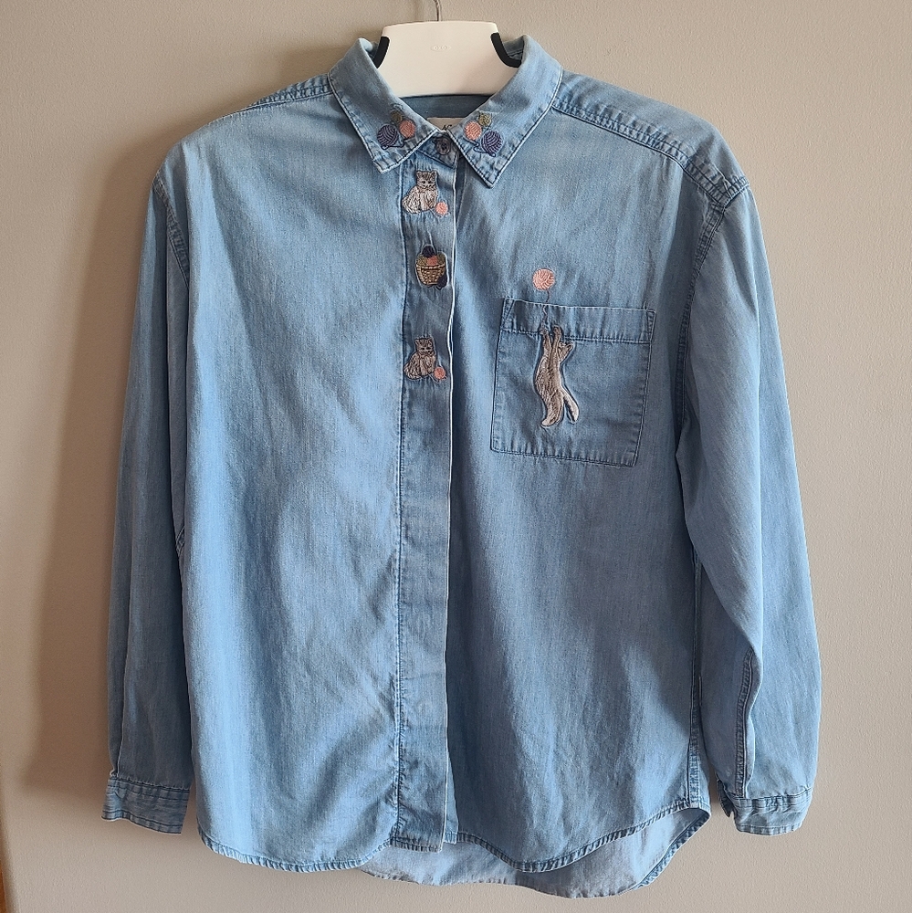 Northern Treasures Vintage Cat Embroidered Chambray Button Down Top - OVERSIZED